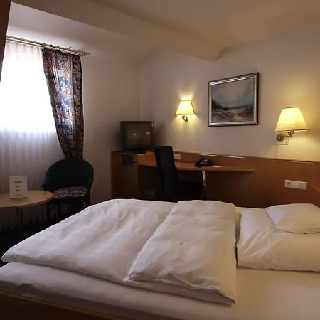 Waldhorn ホテル ベーブリンゲン