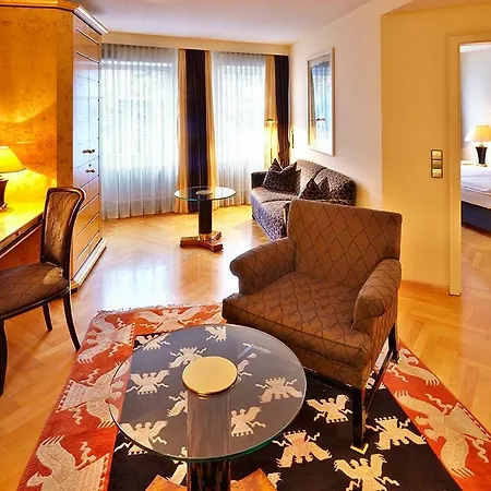 Waldhorn 3* Böblingen